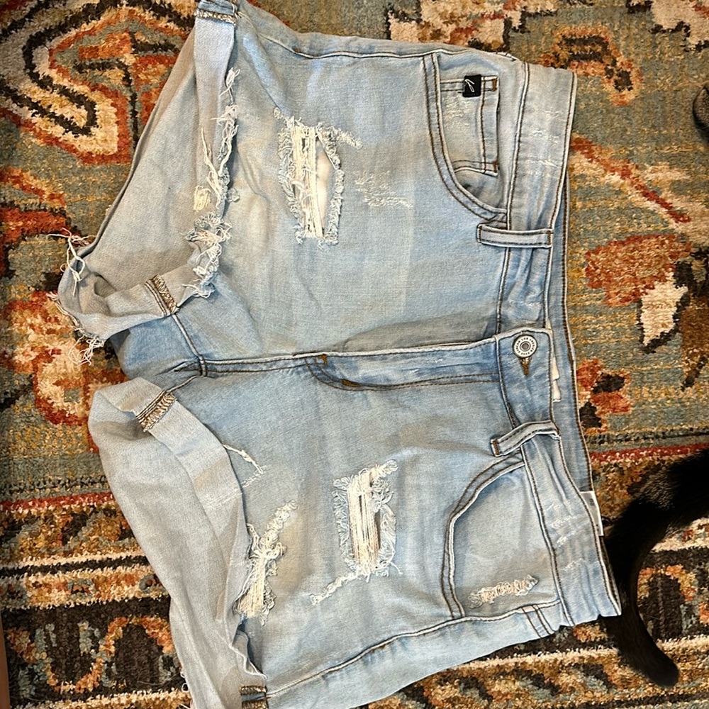 Size 11 Jean shorts | KanCan